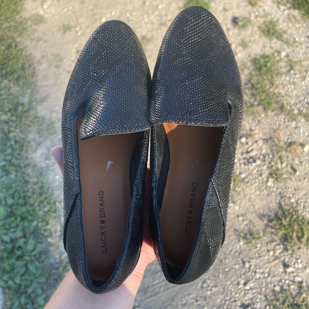 Lucky Brand Elafina Women 8M/39 Black Snakeskin Loafers Flat Shoes Faux Leather